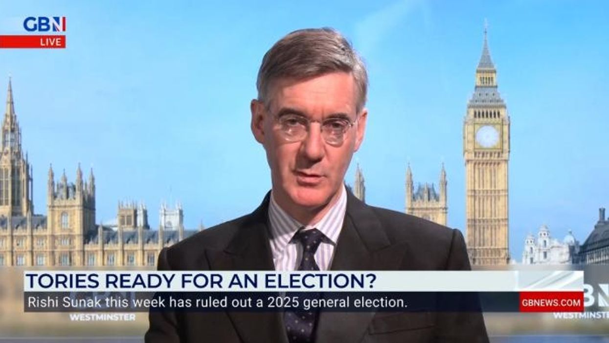 Rishi Sunak offers olive branch to rebels amid fears of major Tory Rwanda revolt