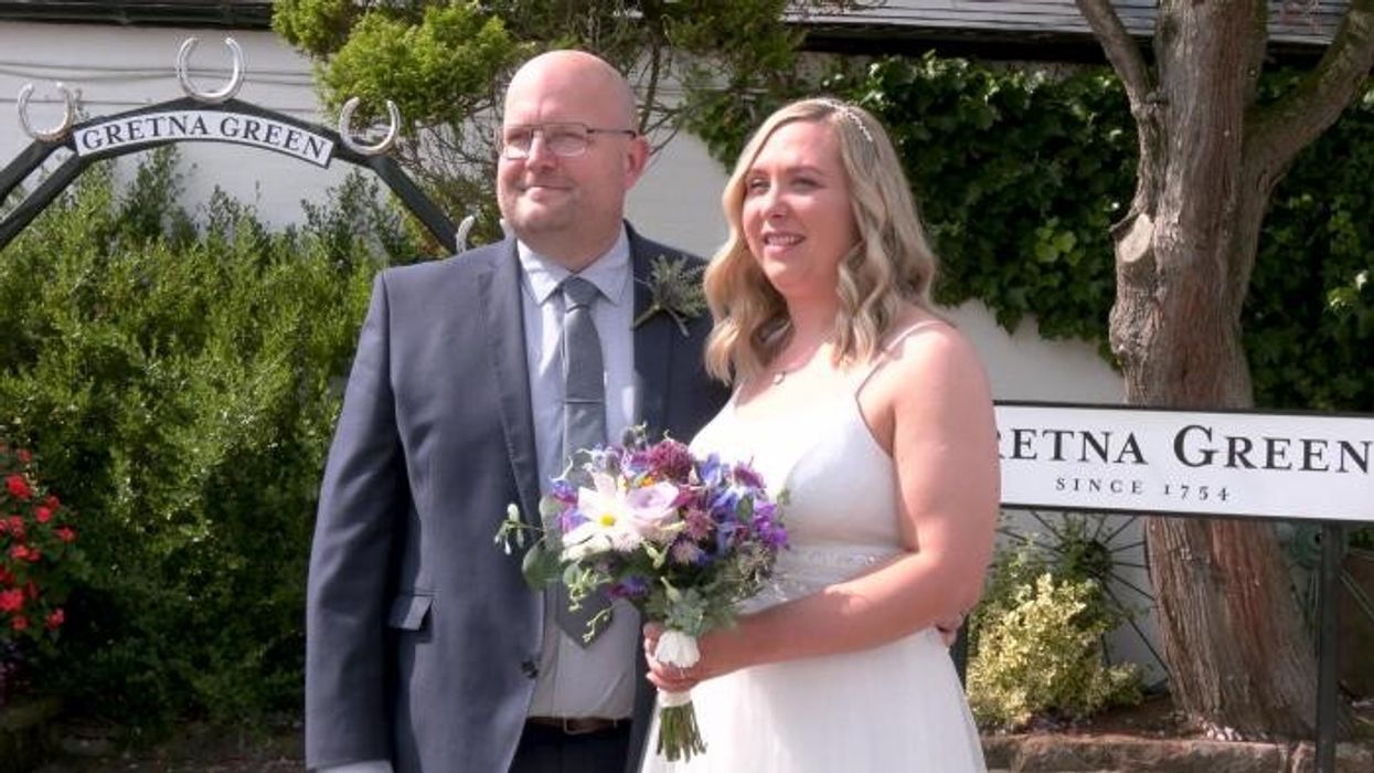 Gretna Green demands Keir Starmer appoints 'Marriage Tsar' as union rates tumble while prices soar to £23,250