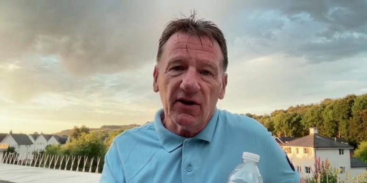 NextImg:UK heatwave: Jim Dale says surging temperatures are 'going to test some people'