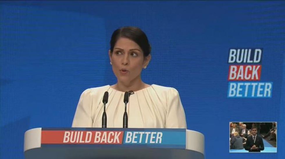 Night Tube petition sees more than 75,000 signatures with aim to help keep women safe