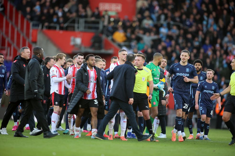 Southampton players went to confront Frank Lampard