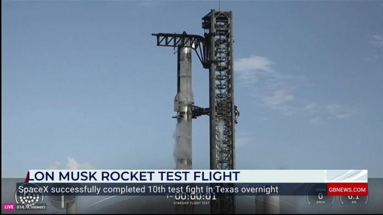 SpaceX Starship completes landmark successful test flight as Elon Musk and Nasa aim for the Moon