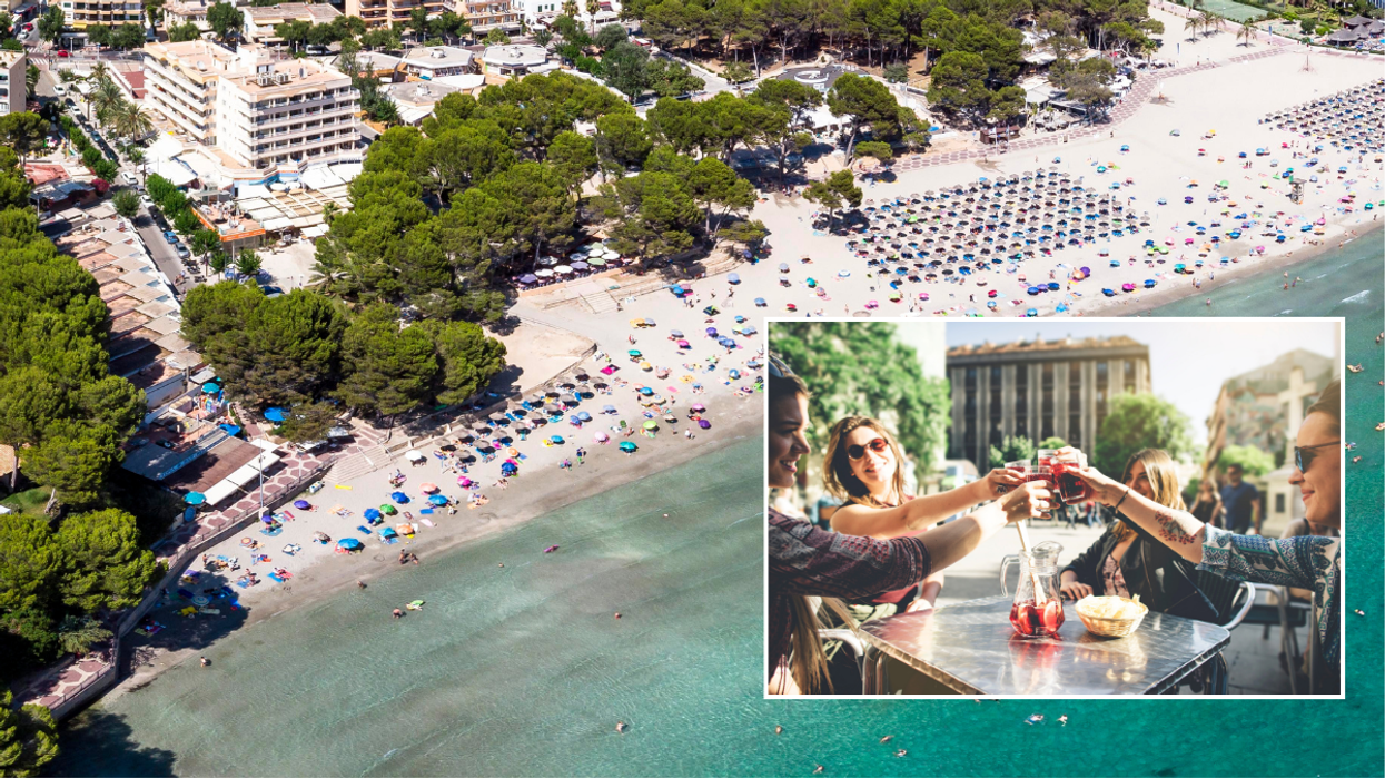 Spain beach / people drinking outside in Madrid