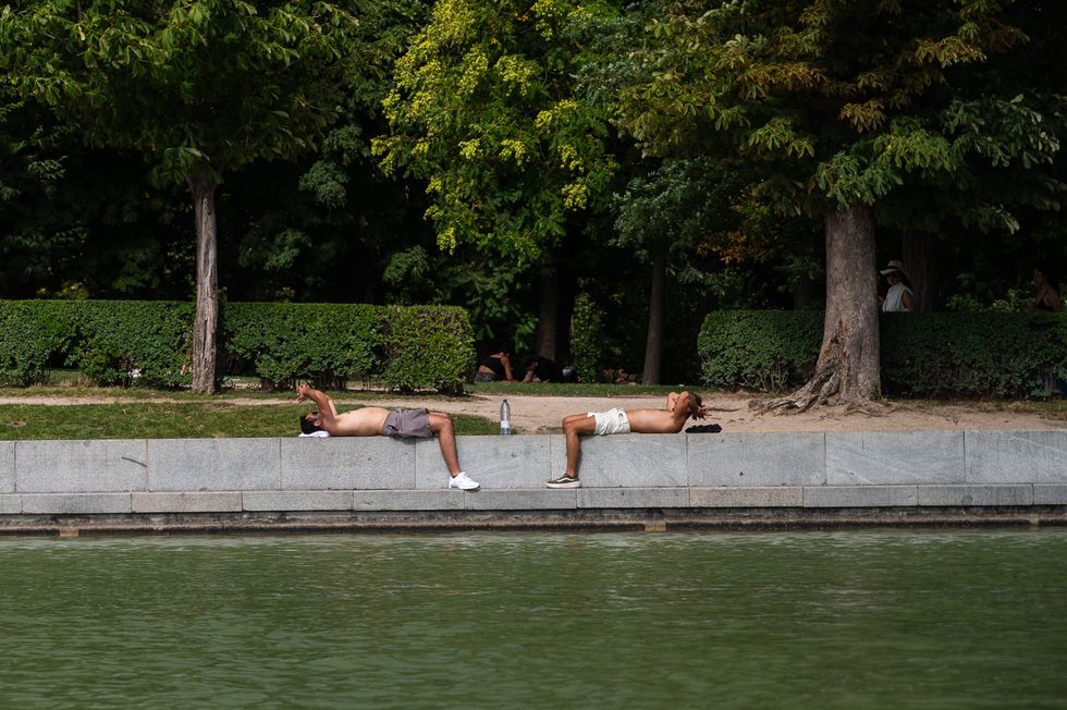 Spain tourism picture heat