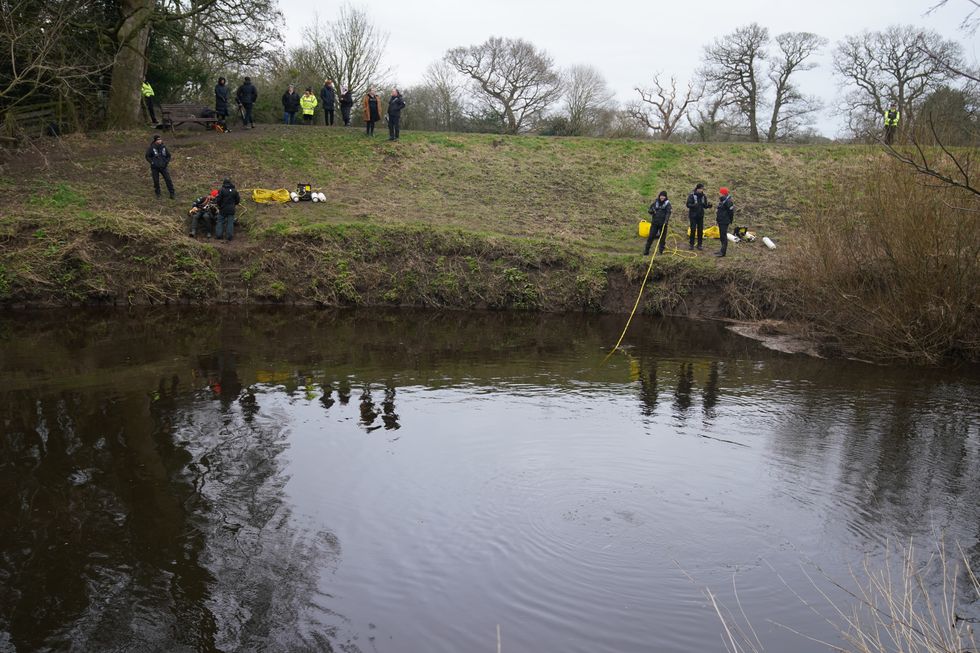 Specialist search teams from Lancashire Police, beside the bench (top left) where Nicola Bulley's phone was found.