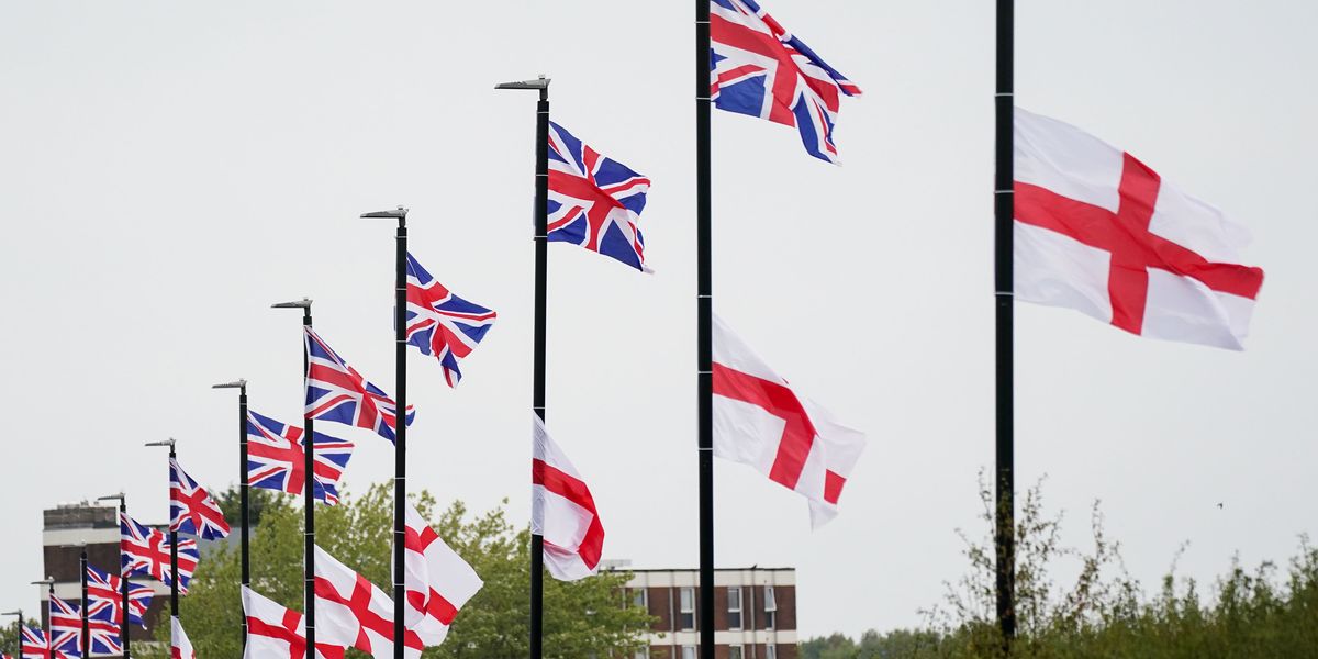 Surrey Council removes over 1,000 St George’s and Union flags deemed ‘safety risk’ Surrey Council removes over 1,000 St George’s and Union flags deemed ‘safety risk’