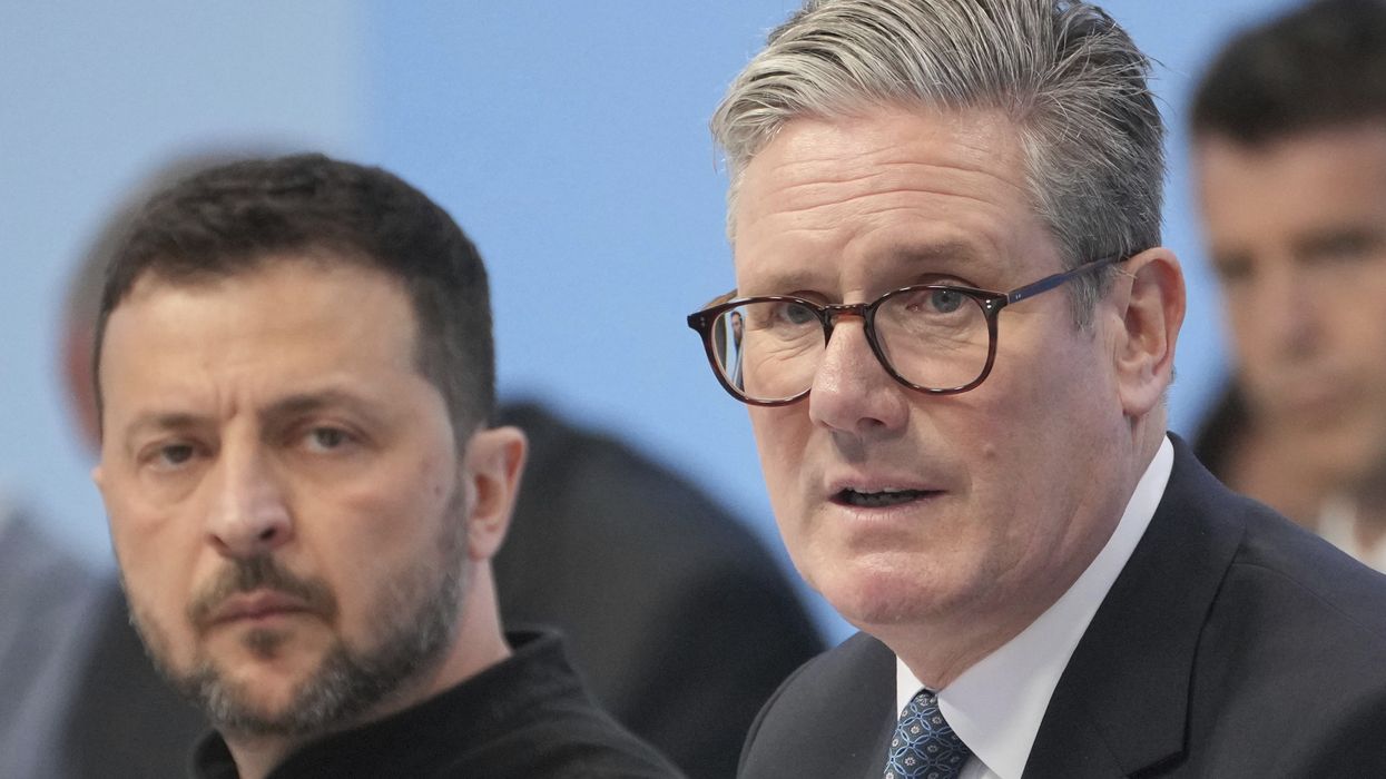 Starmer speaks to the opening plenary session