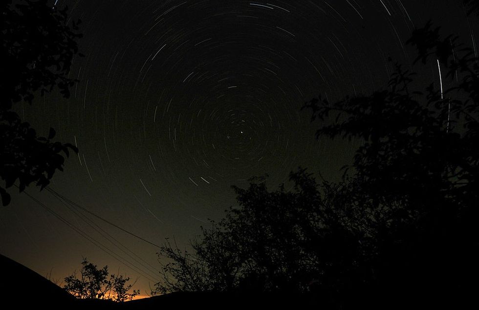 Stars showing the Earth's rotation