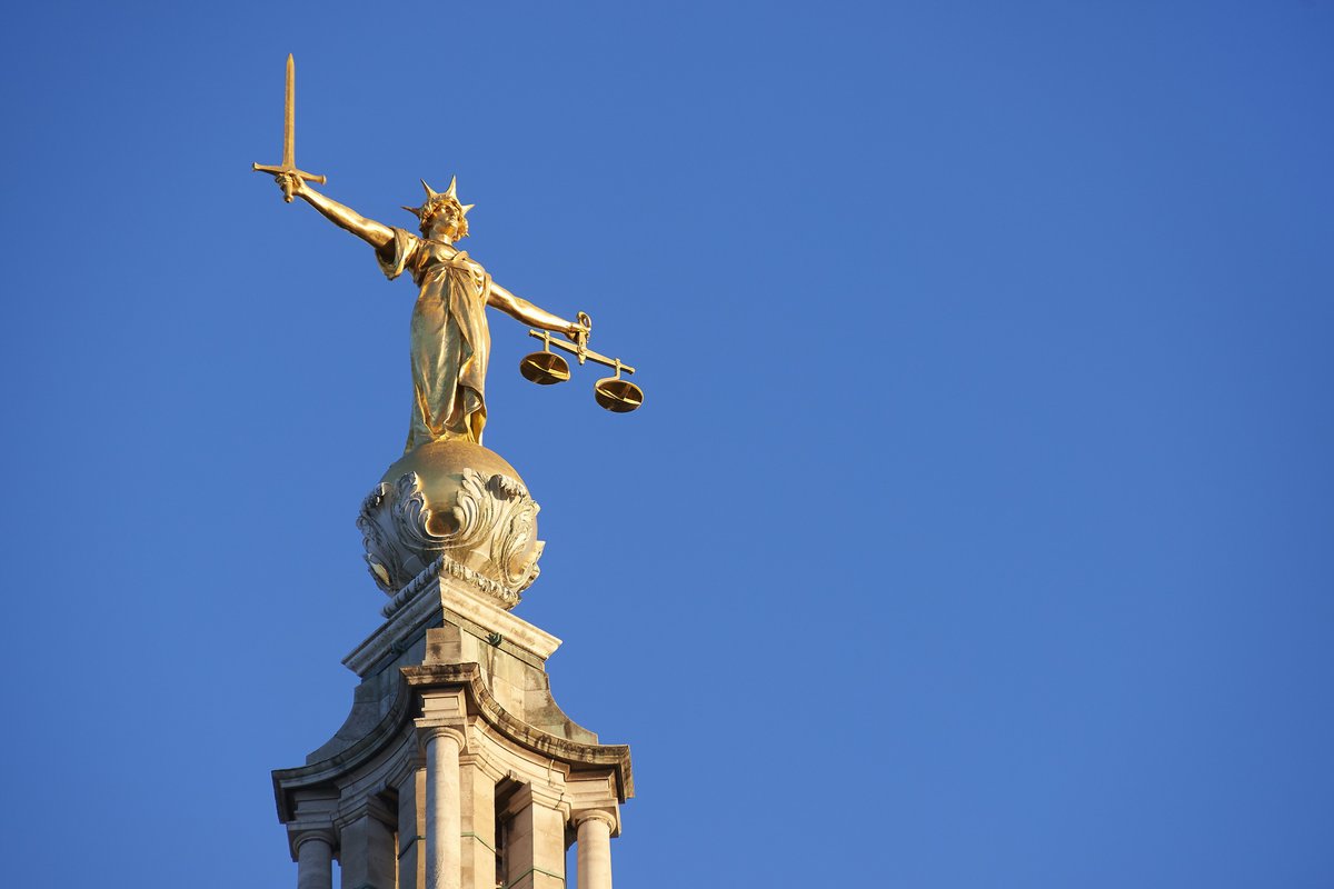 Statue of justice at the Old Bailey