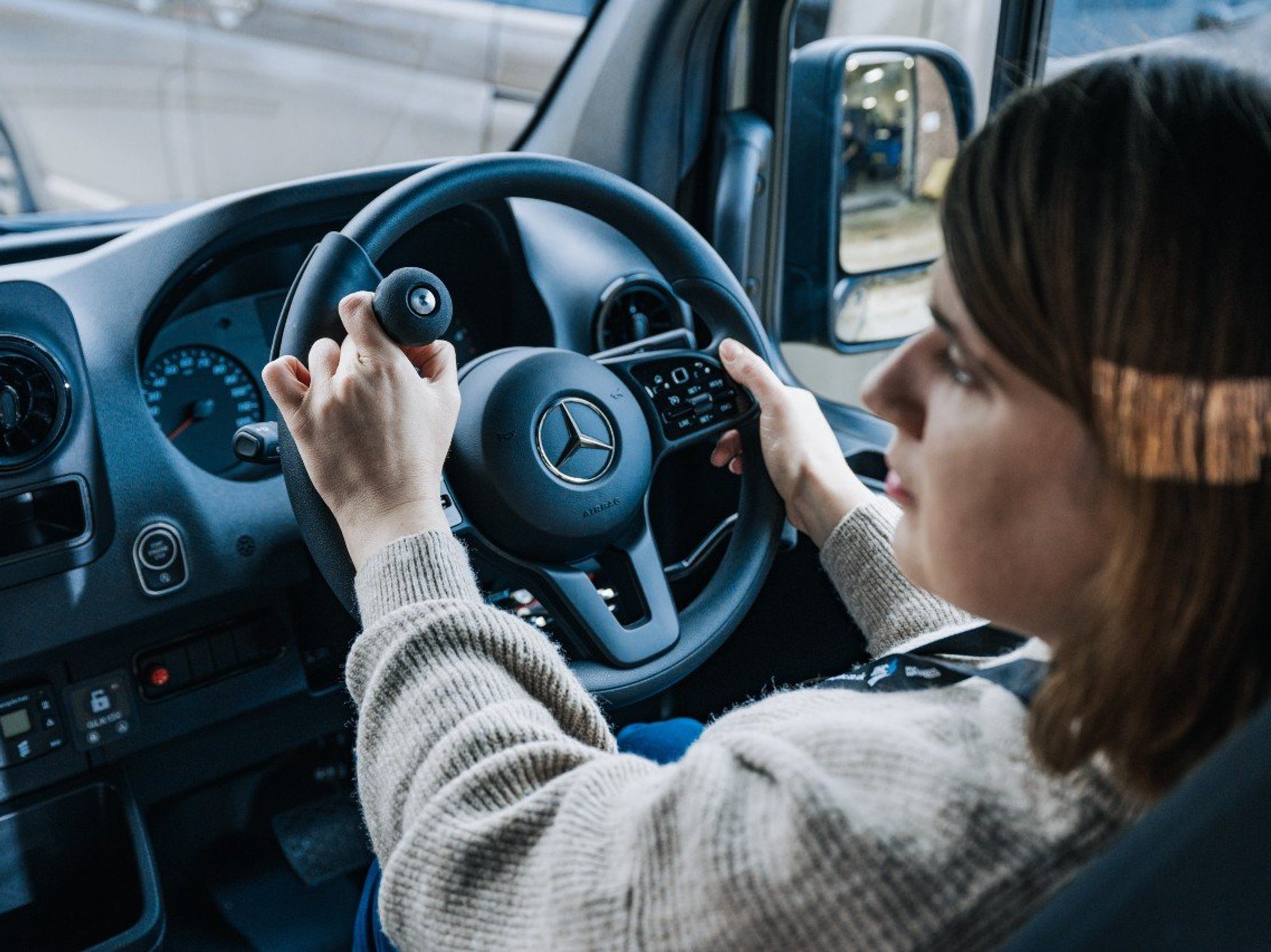 Steering wheel adapter