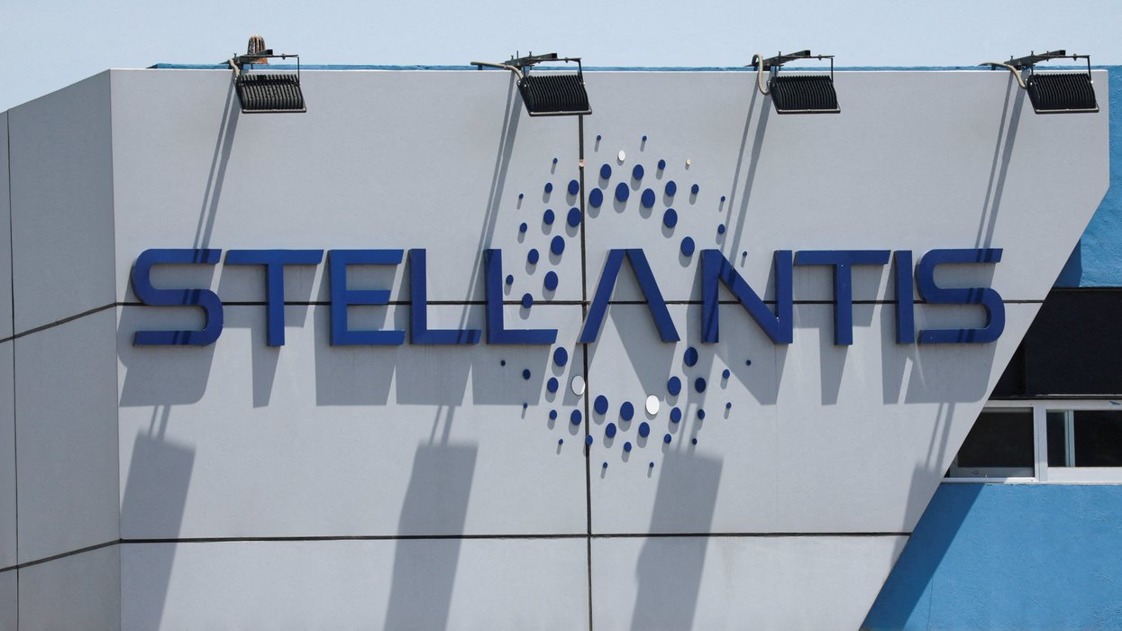 Stellantis logo