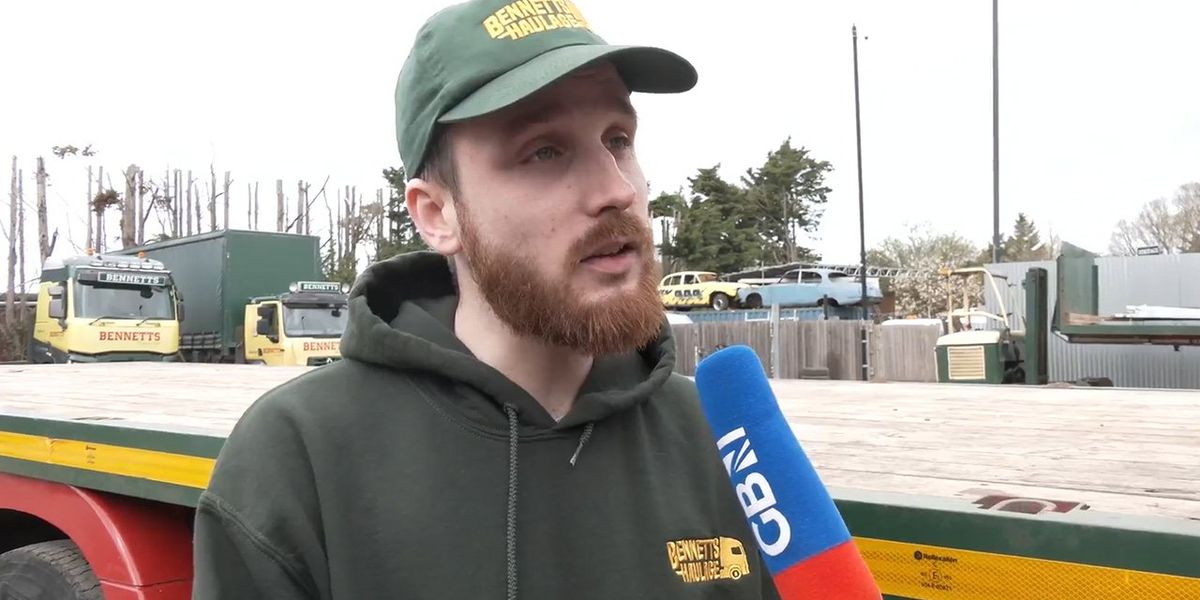 Haulage business owner issues desperate plea to Rachel Reeves after being hammered with an extra £4,000 bill a WEEK Haulage business owner issues desperate plea to Rachel Reeves after being hammered with an extra £4,000 bill a WEEK