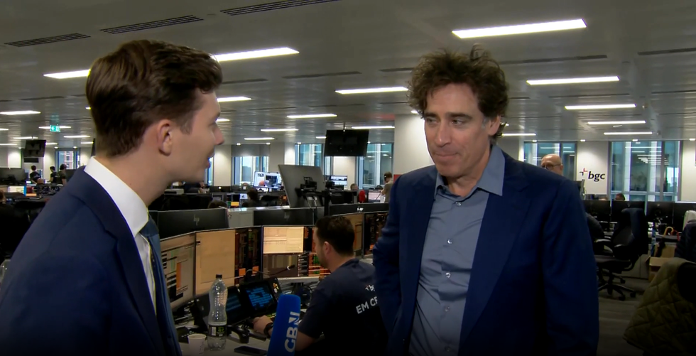 Stephen Mangan