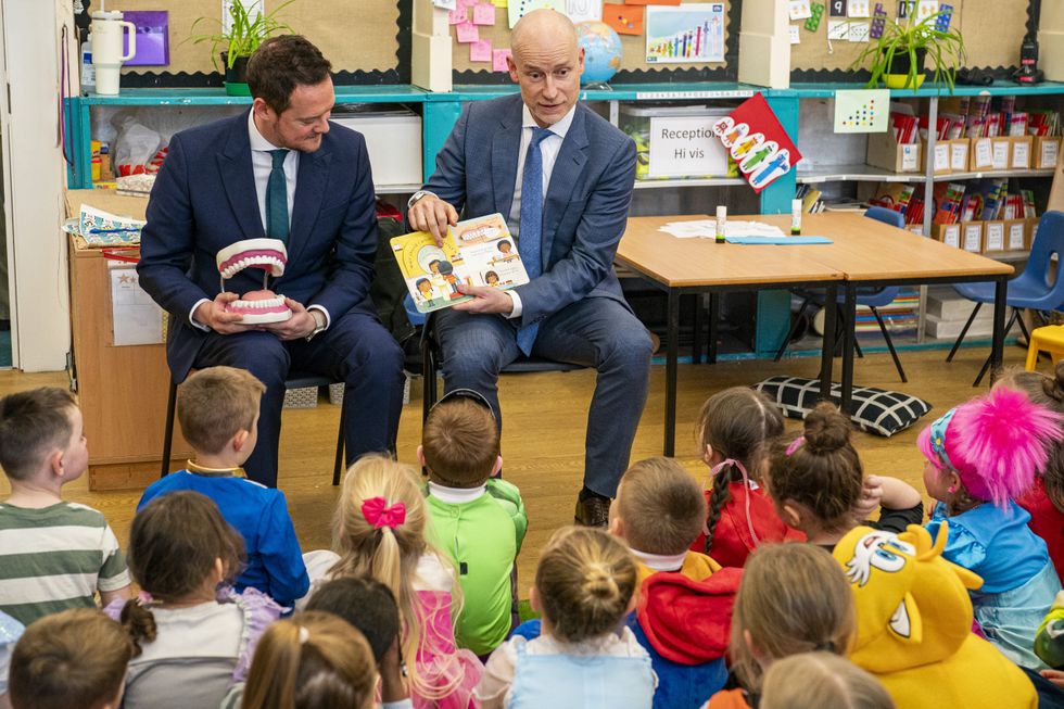 Stephen Morgan and Stephen Kinnock at a school