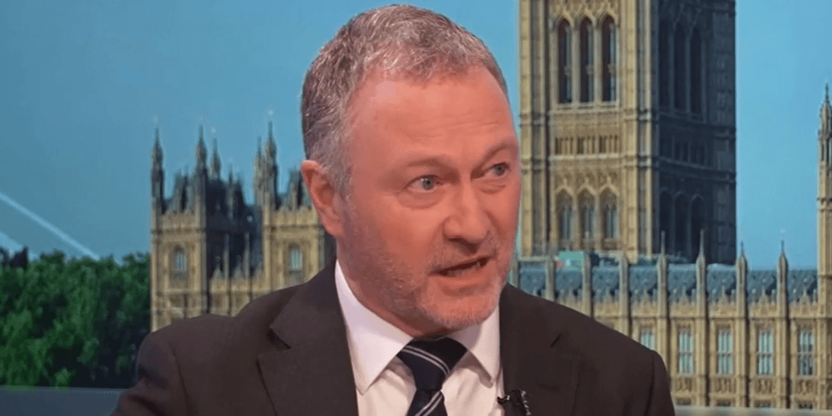 Labour minister denies No10 attack on Nigel Farage after PM’s cryptocurrency crackdown Labour minister denies No10 attack on Nigel Farage after PM’s cryptocurrency crackdown