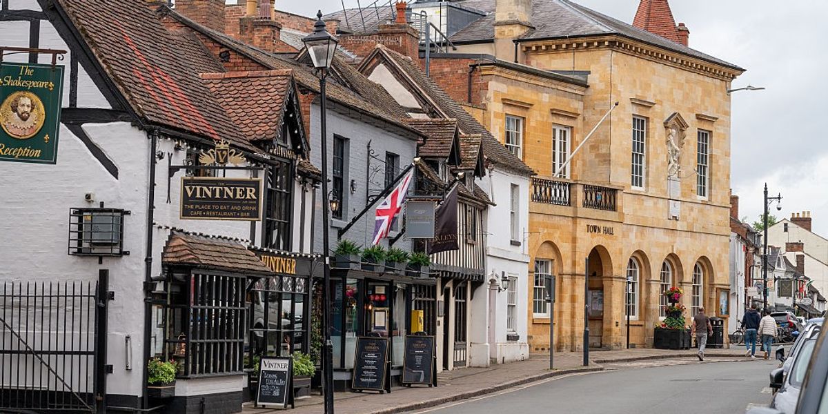 NextImg:Medieval market town 'in decline' as 'rough sleepers, Turkish barbers and vape shops' take over