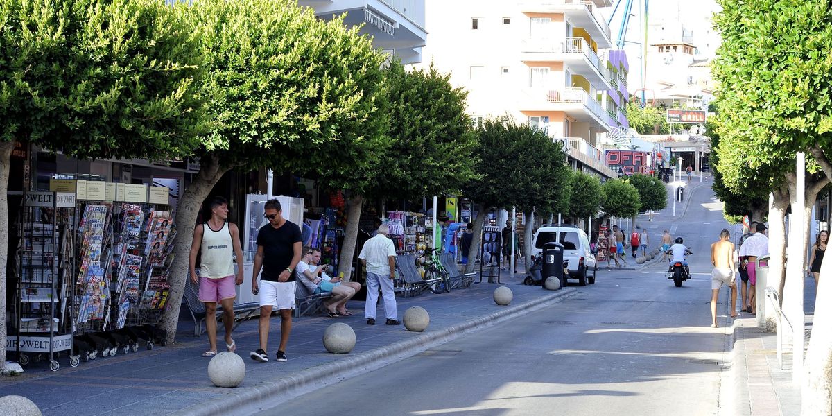 NextImg:British tourists boycott Magaluf leading to 'unusually quiet' summer