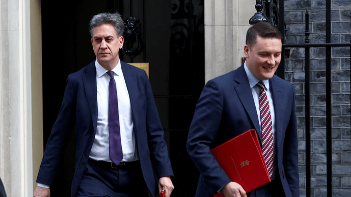 Streeting and Miliband leaving Cabinet
