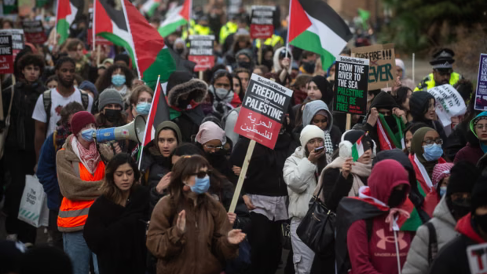 Students at pro-Palestine march