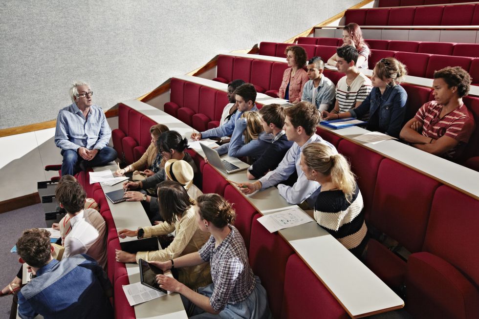 Alunos em palestra