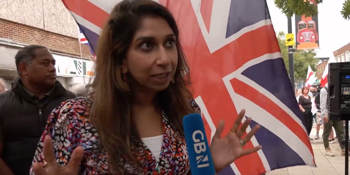 NextImg:'We should NOT be rolling out the red carpet!' Suella Braverman tells council to 'hang their head in shame' after 'failing local people' with asylum plans
