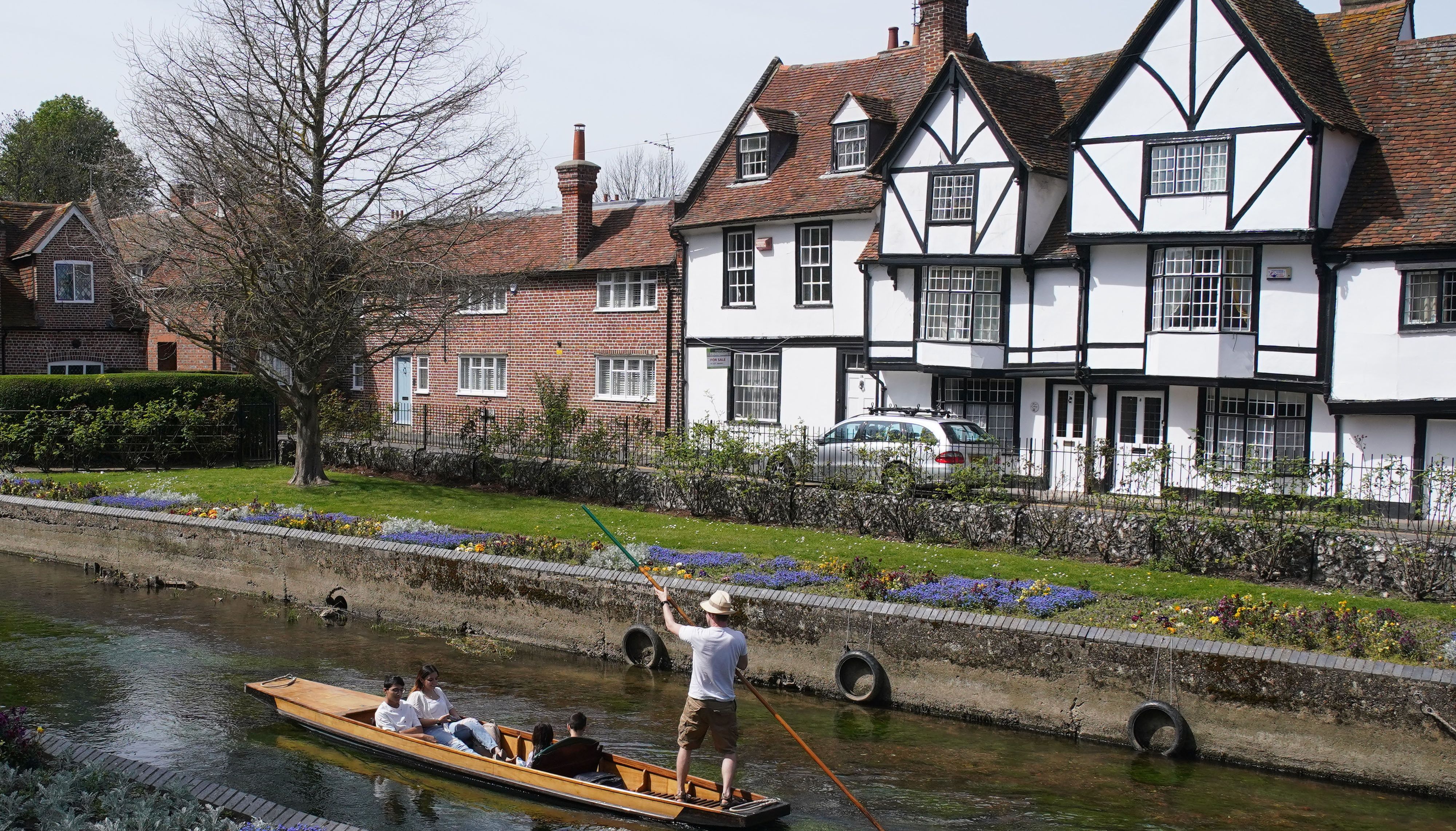 Sunny spells will be seen across Britain on Tuesday.