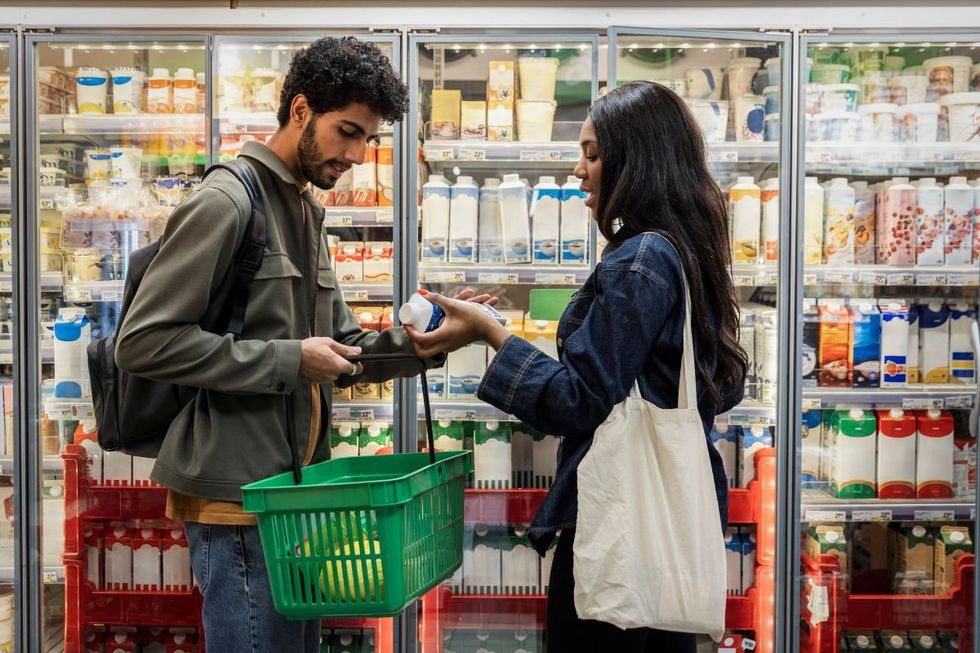 SUPERMARKET