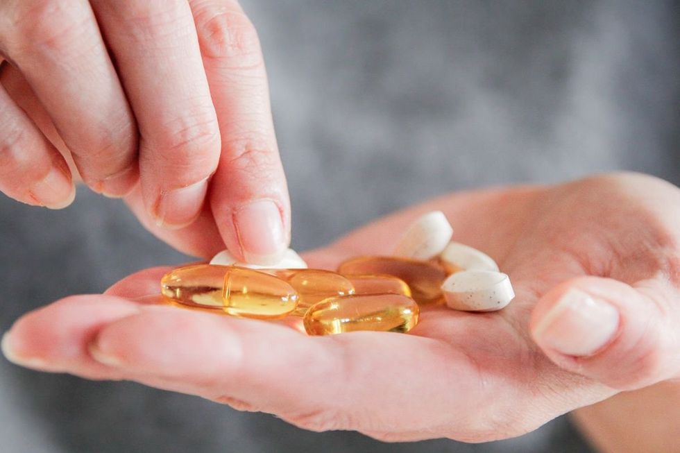 SUPPLEMENTS IN HAND
