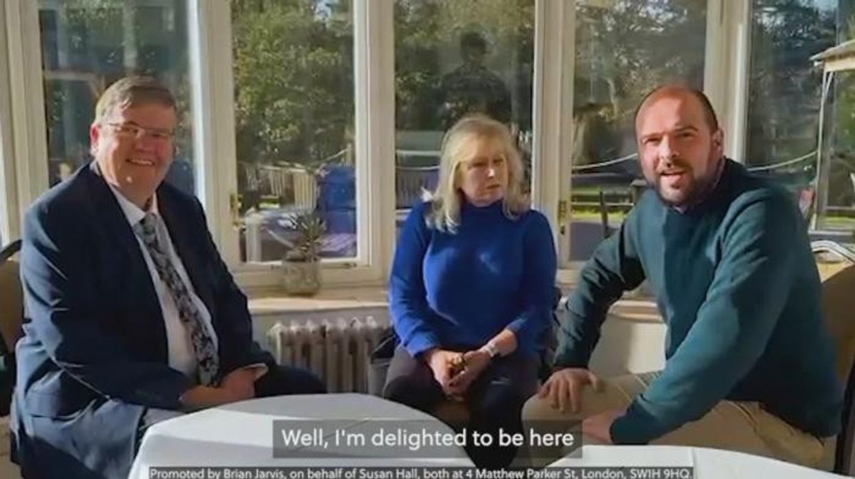 Ulez bailiffs 'threaten to seize personal items' from home of car owner despite paying charge