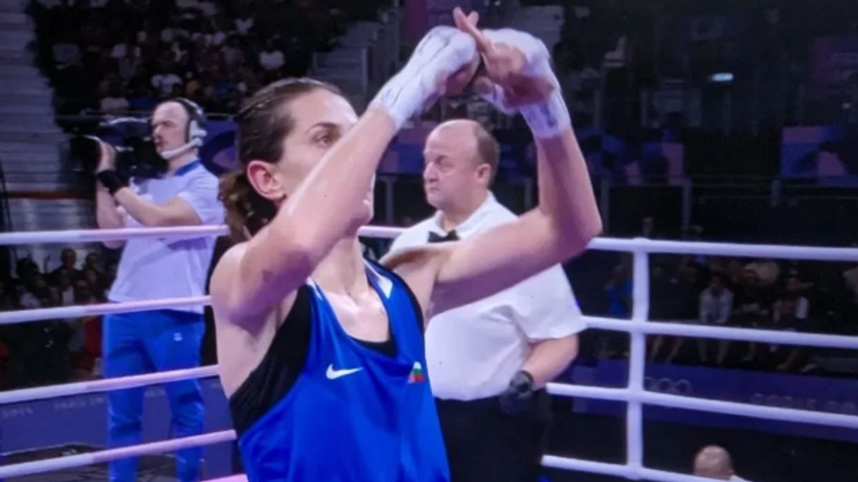 Svetlana Staneva performed a double-x protest in the ring