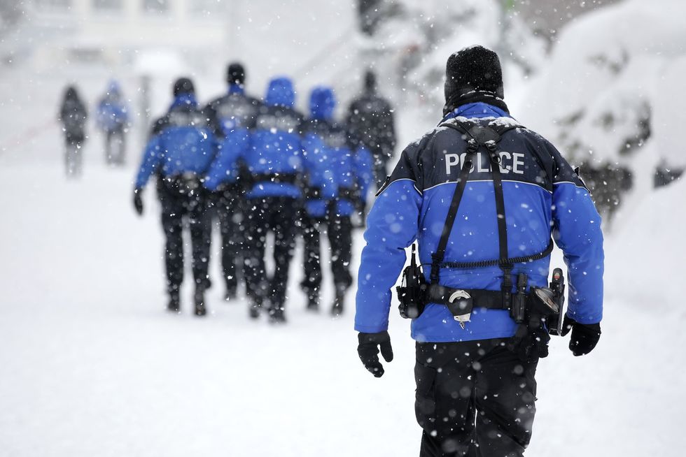 Swiss police snow