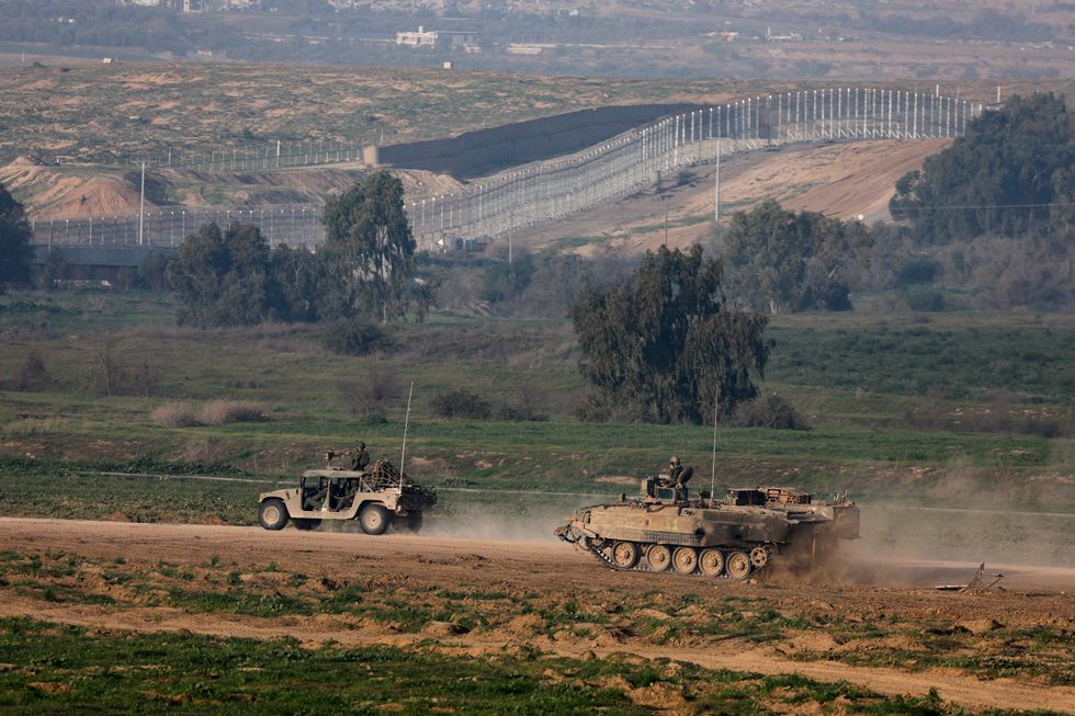 Tanks near the border