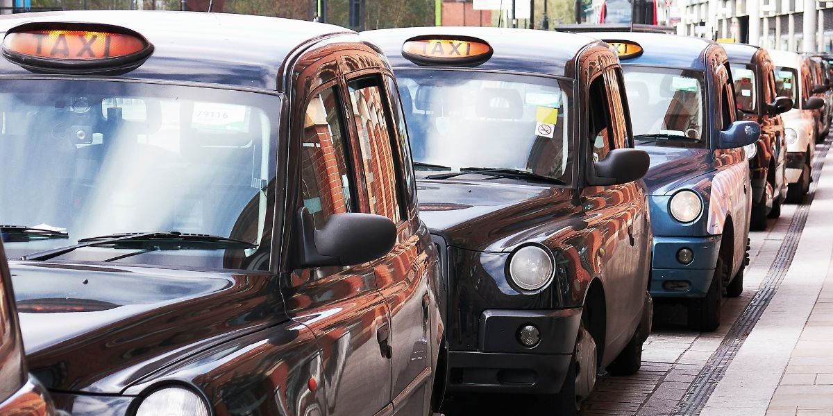 taxi-drivers-left-furious-after-3p-pay-rise-as-motorists-could-be-forced-off-roads-massive-insult.jpg Taxi drivers left furious after ‘3p pay rise’ as motorists could be forced off roads – ‘Massive insult!’