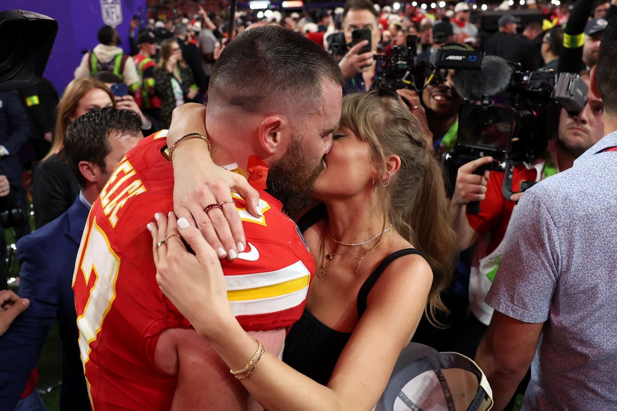 Taylor Swift and Travis Kelce