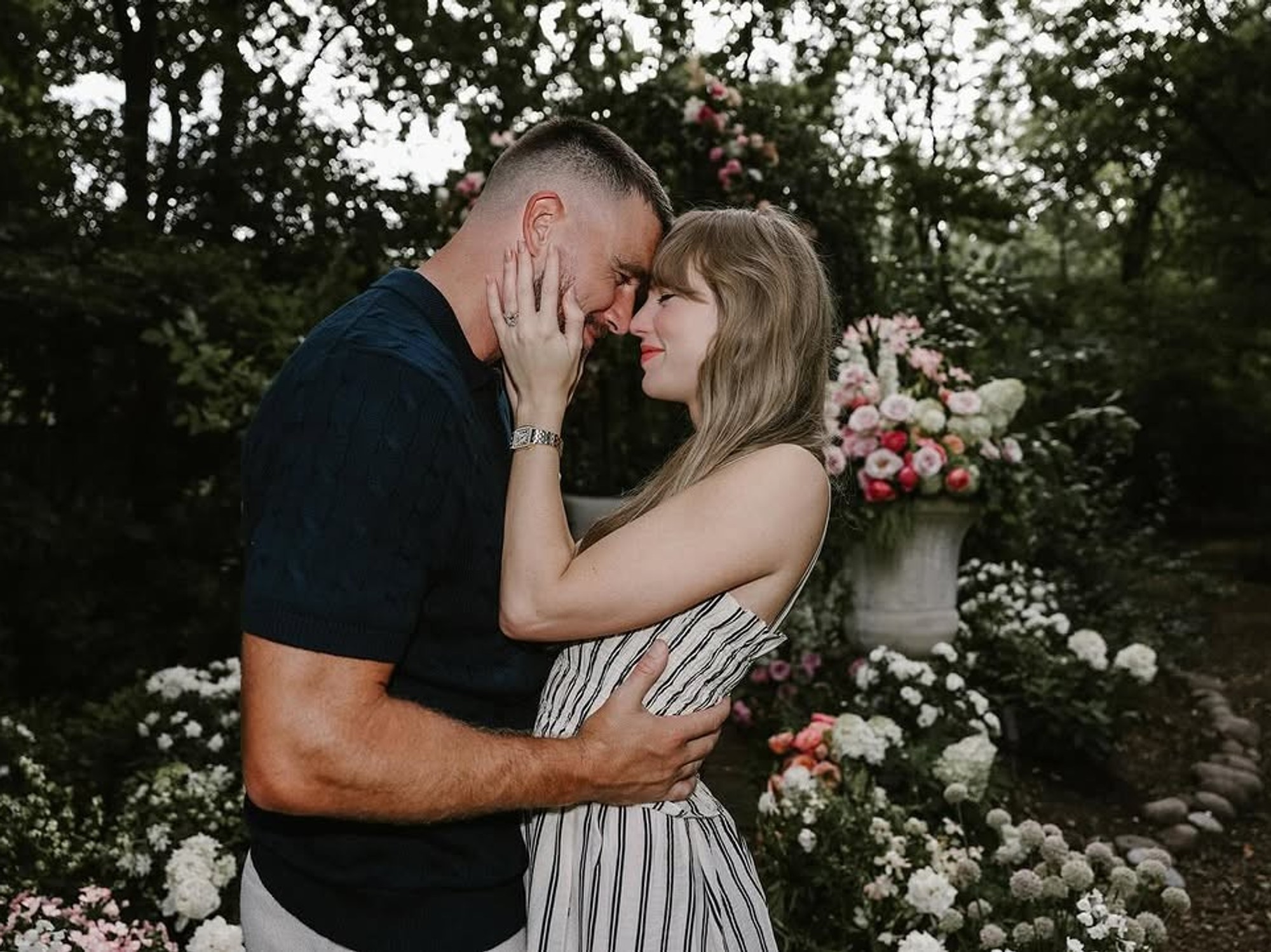 Taylor Swift, Travis Kelce