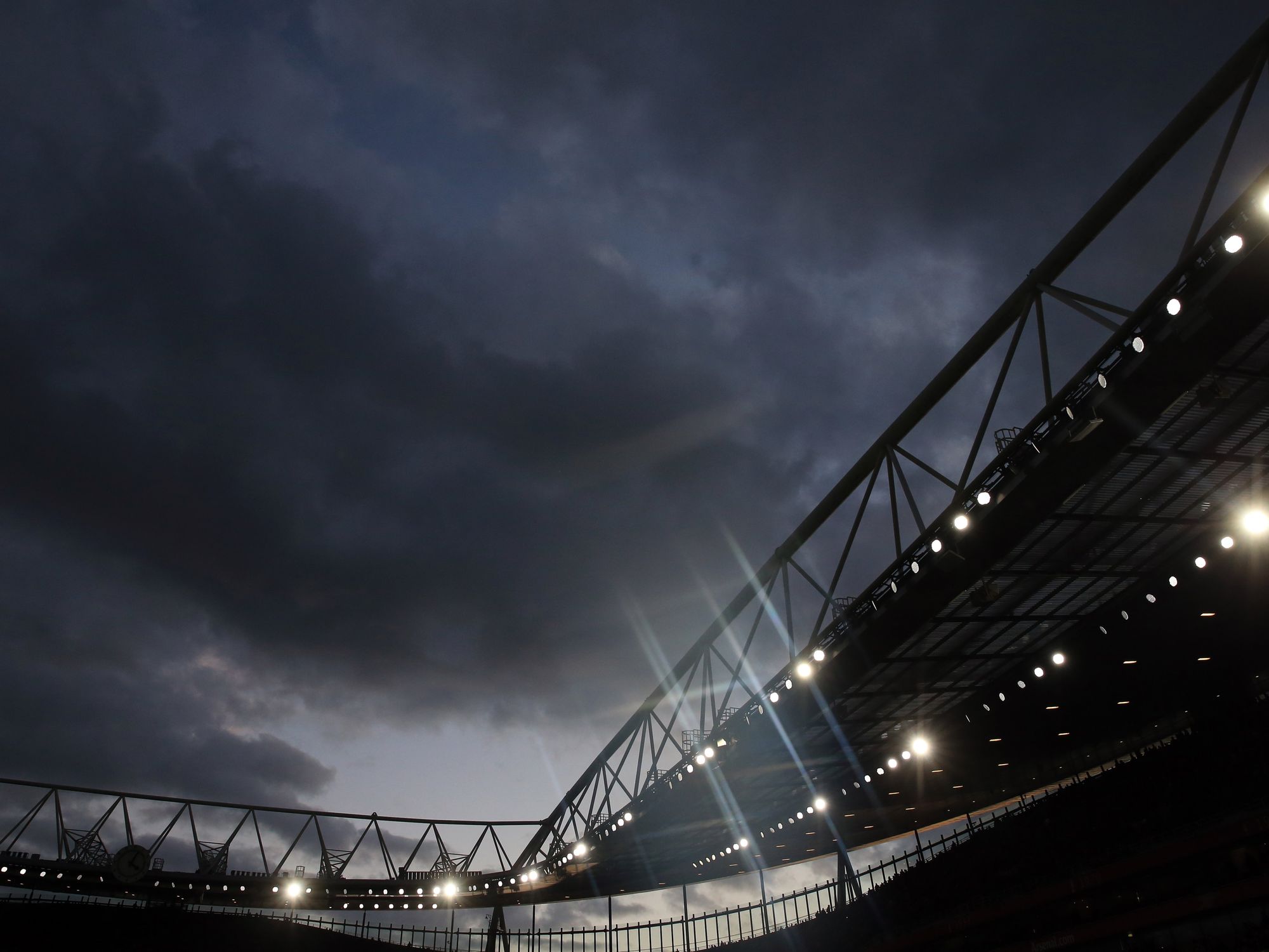 Arsenal vs Liverpool faces postponement as fans fear 'danger to life' Storm Goretti warning