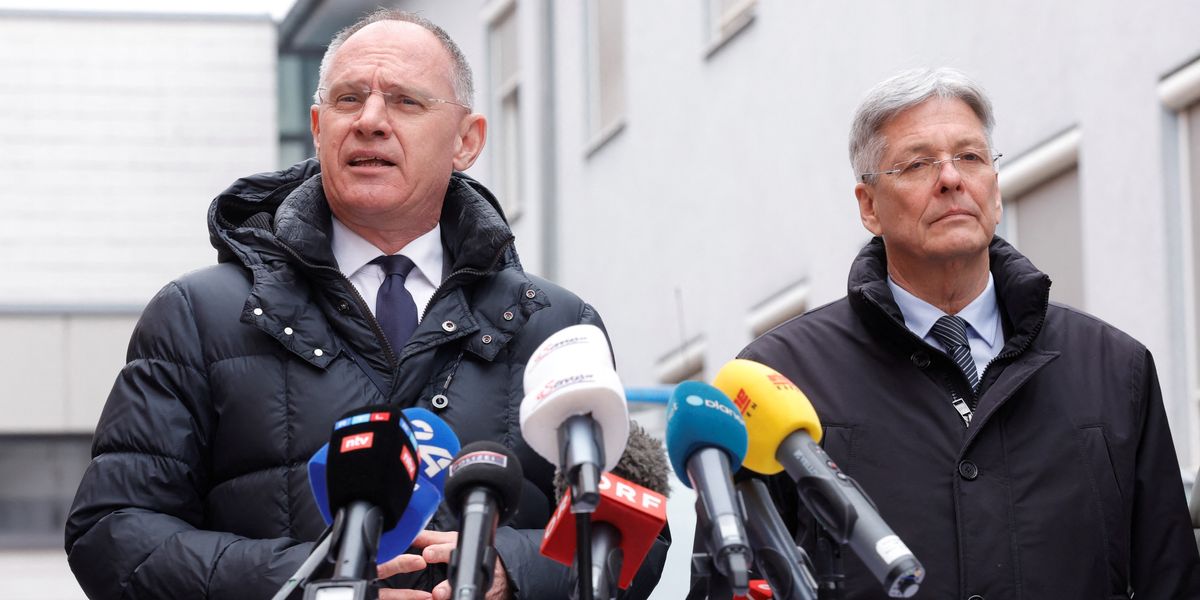NextImg:Mass stabbing attack in Austria that left teenager, 14, dead and five others injured was 'Islamic terror incident', authorities say