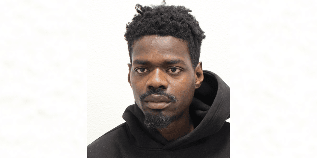 Urgent manhunt underway after prisoner escapes high-security prison van Urgent manhunt underway after prisoner escapes high-security prison van