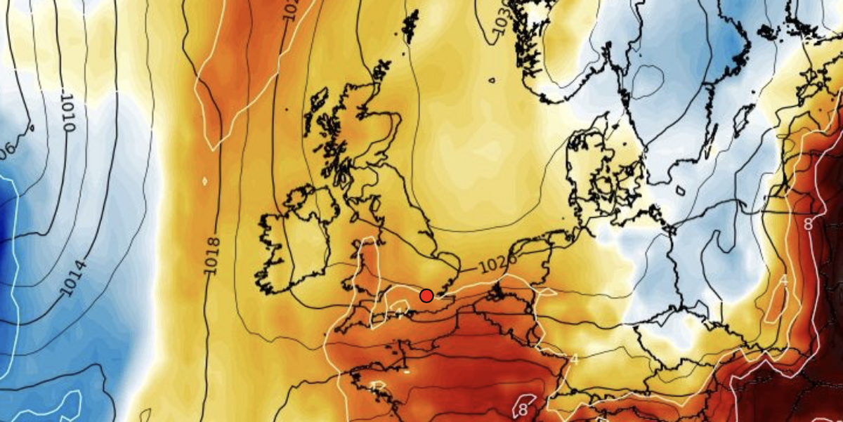 NextImg:UK weather: 30C sun blast to kickstart Autumn season after weeks of chilly storms