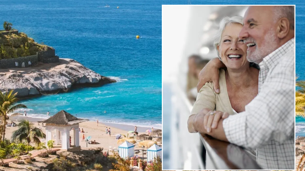 Tenerife beach / couple on cruise