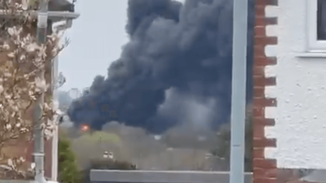 Terrifying fire rips through Birmingham industrial estate: 'Avoid the area!'
