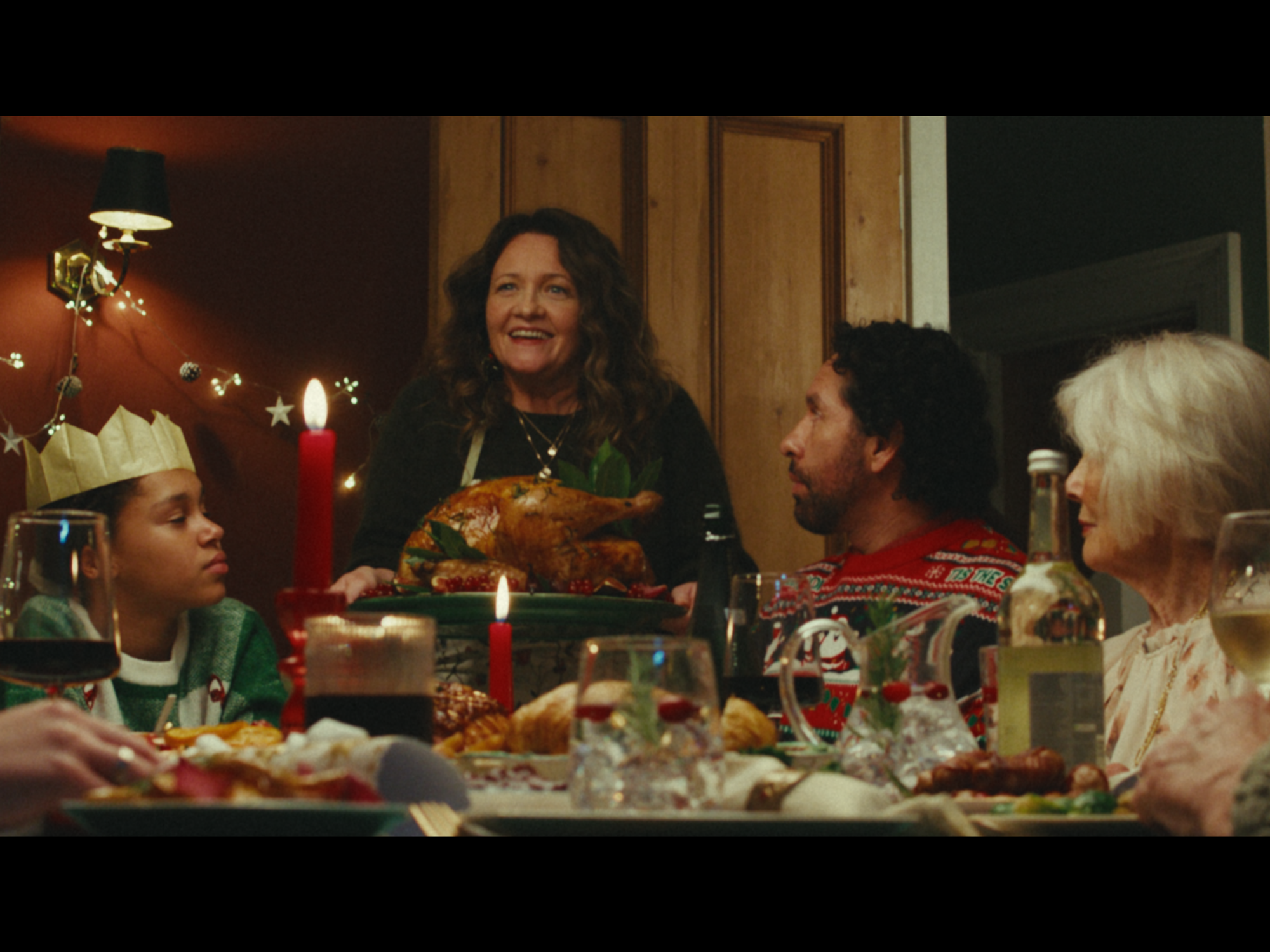Tesco Christmas advert: Family at dinner
