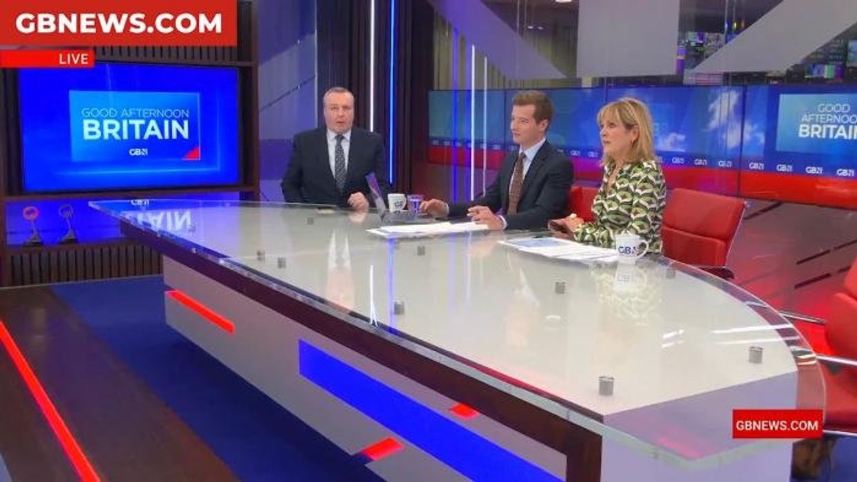 CCTV captures moment ‘Grinch’ brazenly steals Christmas tree from community hub