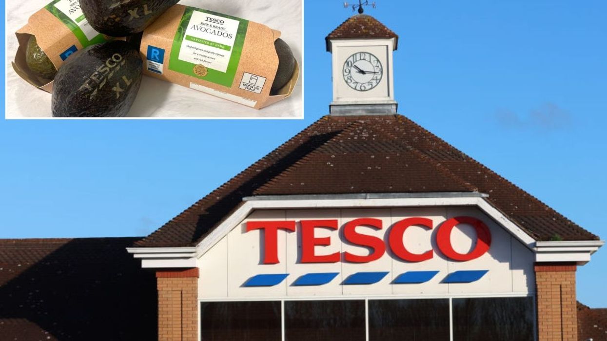 Tesco's new avocado packaging / Tesco