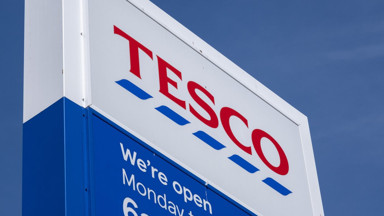 TESCO SHOP SIGN