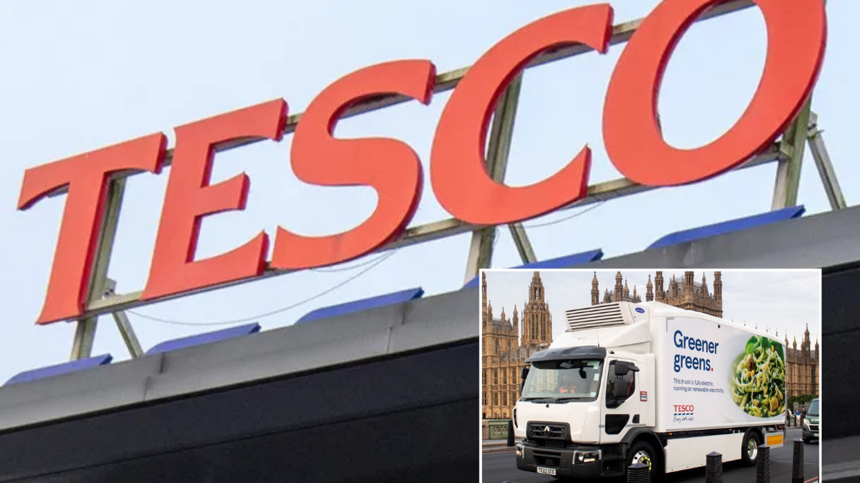 Tesco sign / Tesco van