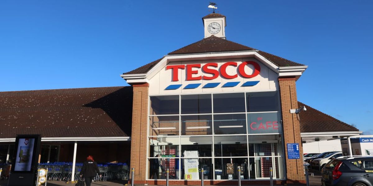 NextImg:Tesco issues warning as £18million worth of Clubcard vouchers set to expire: ‘Spend them now!