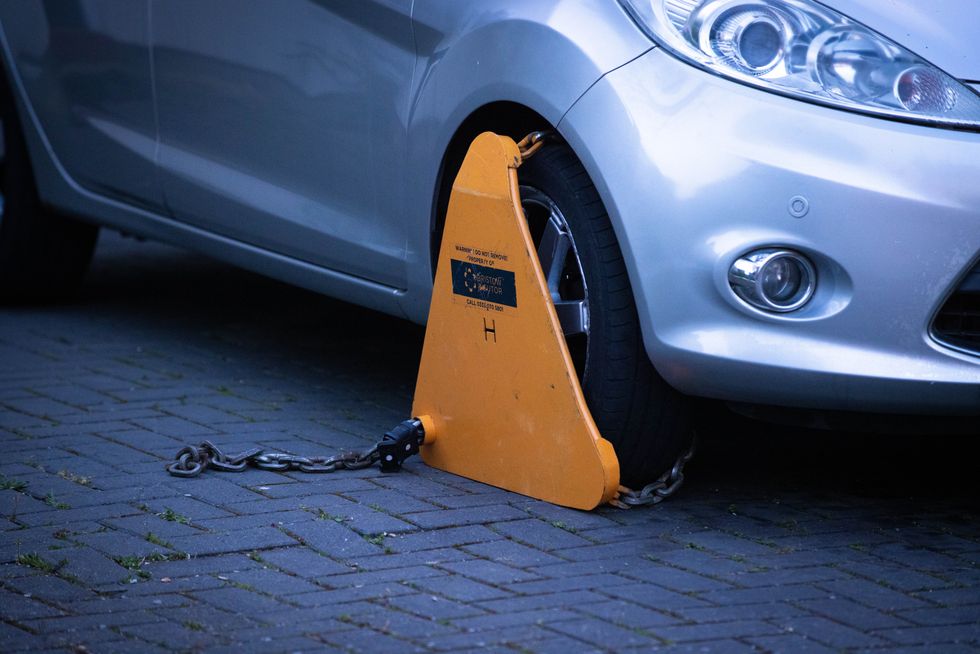 TfL clamp a non-Ulez-compliant vehicle
