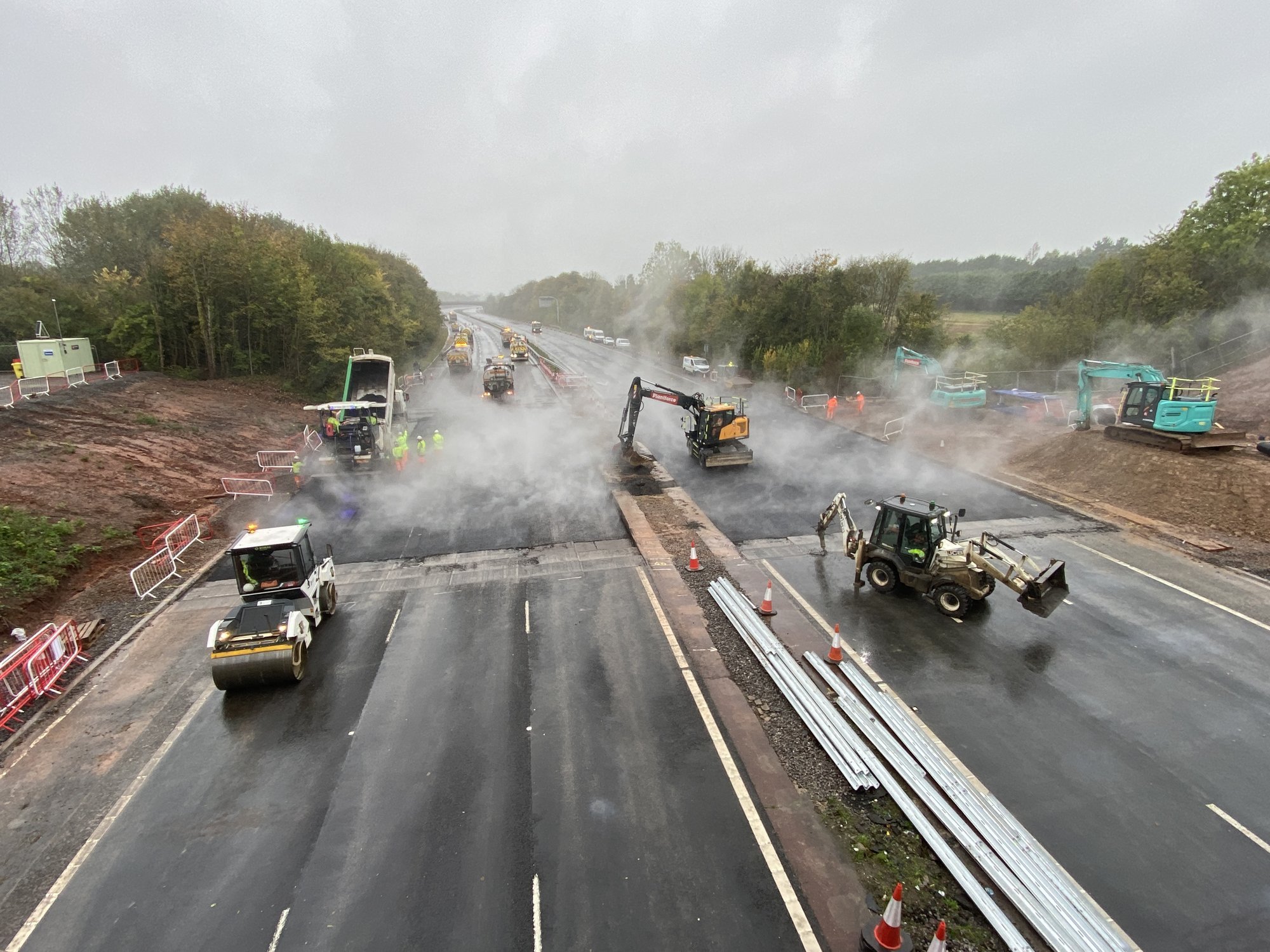 The A432 Badminton Road bridge over the M4