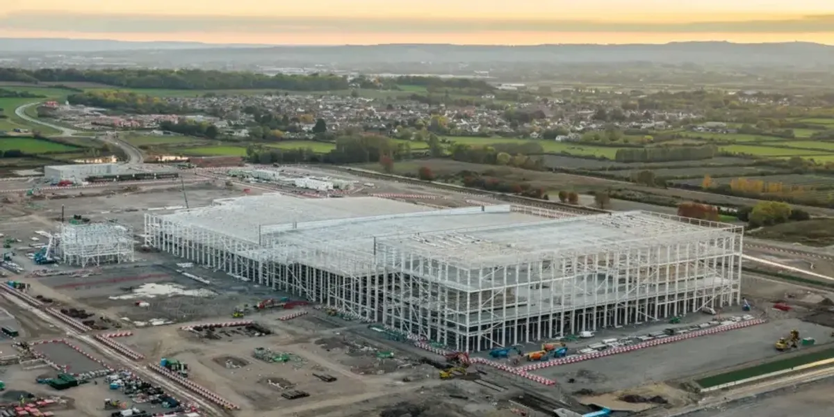 UK’s largest gigafactory to receive £380million funding boost to build electric car batteries UK’s largest gigafactory to receive £380million funding boost to build electric car batteries